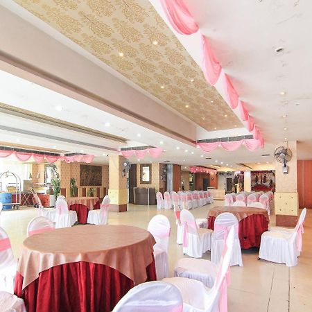 Oyo 3683 De Global Park Hotell Hasanganj Eksteriør bilde