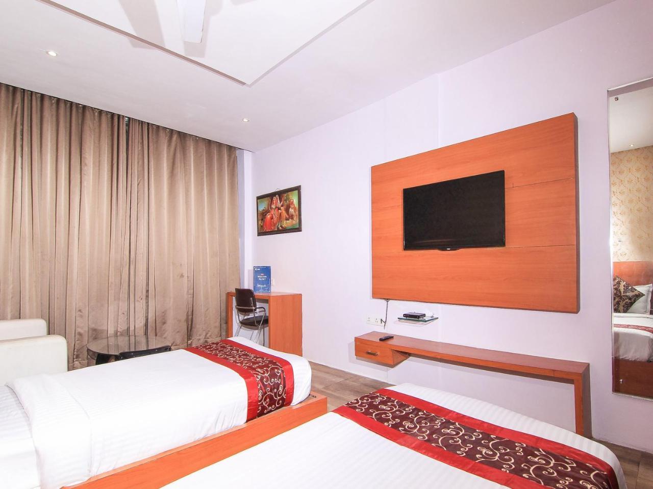 Oyo 3683 De Global Park Hotell Hasanganj Eksteriør bilde
