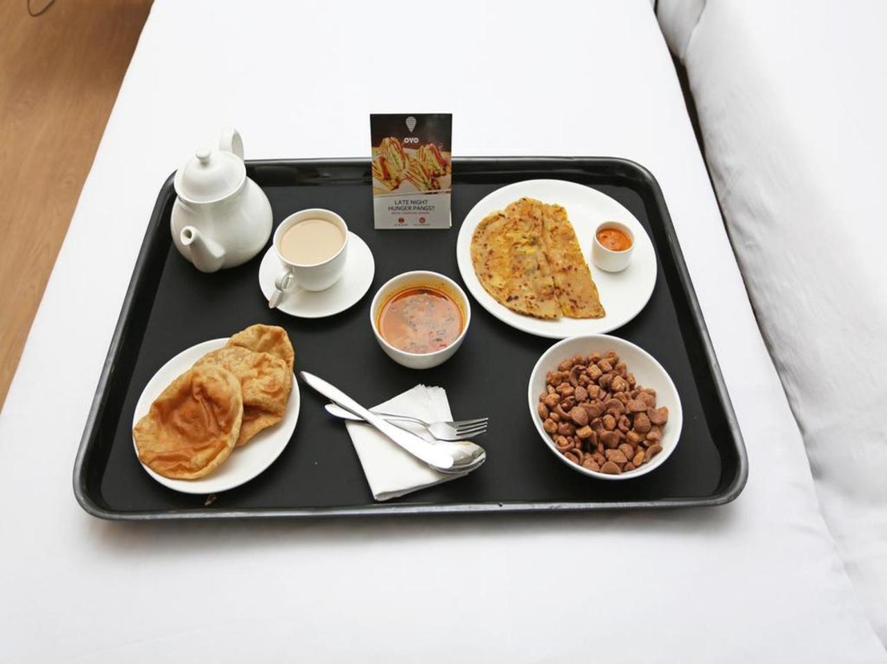 Oyo 3683 De Global Park Hotell Hasanganj Eksteriør bilde