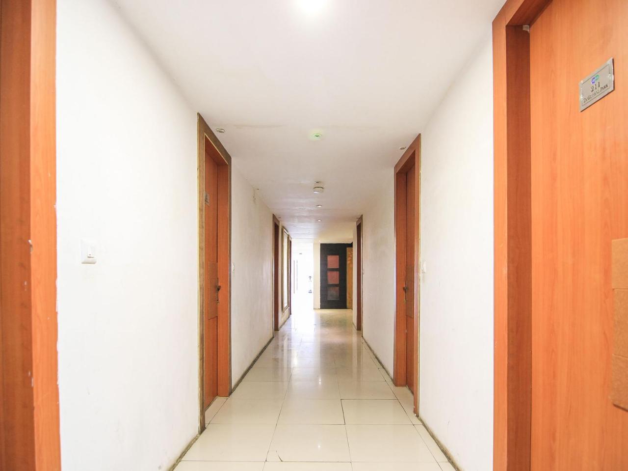 Oyo 3683 De Global Park Hotell Hasanganj Eksteriør bilde